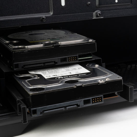 CASE SILVERSTONE FA515 Black
