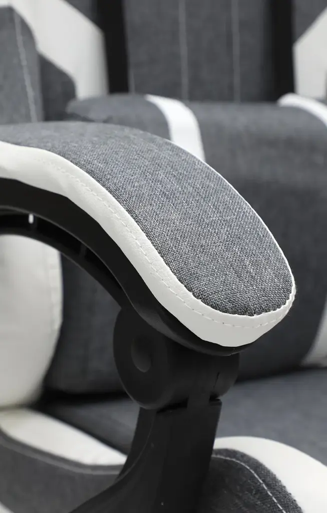 Gaming Chair with Footrest - Gray - 34FR