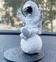 Creative astronaut design for car decoration 