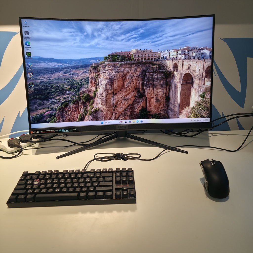 USED SETUP RYZEN 7 7800F & RTX5070