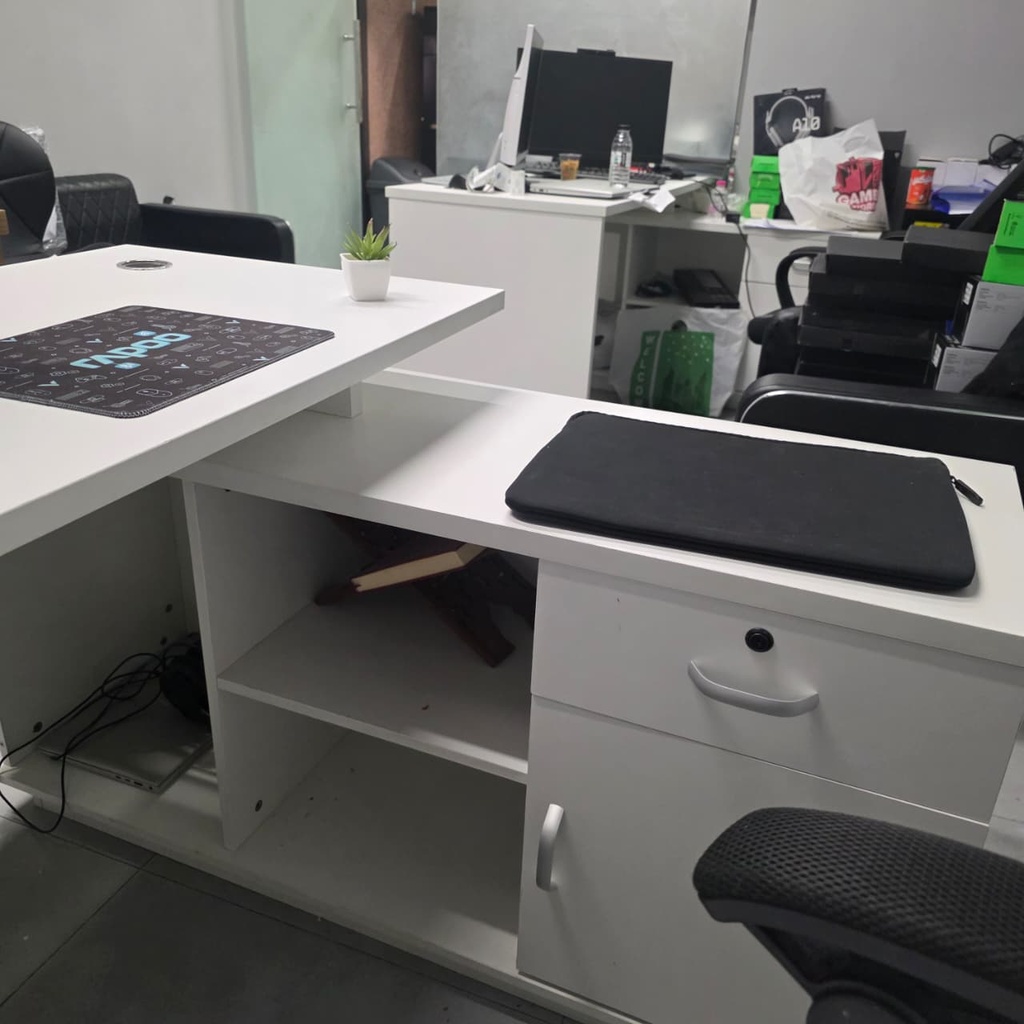 USED L- SHAPED OFFICE DESK