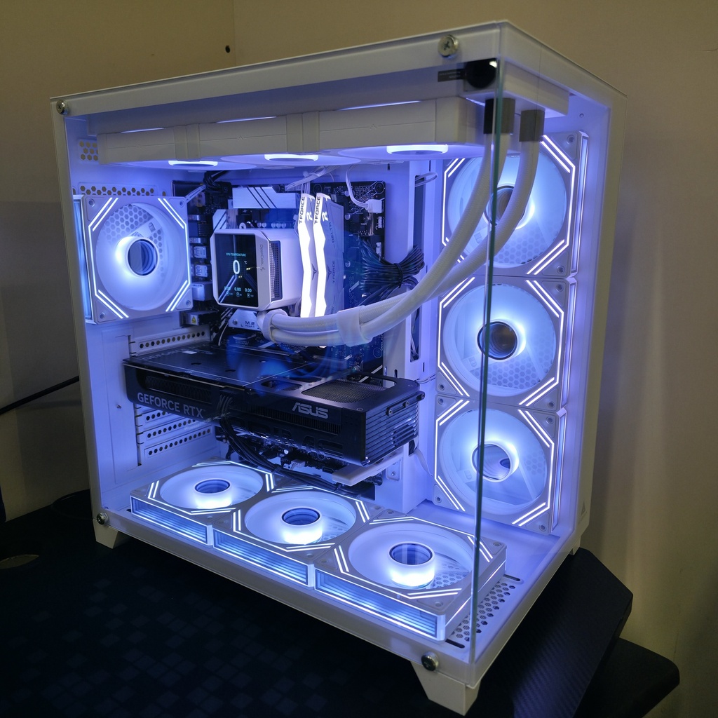 USED SETUP I7 14700F & 5060 TI 16GB & RAM 32GB DDR5