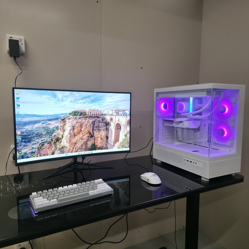 USED SETUP i5 14400F & RTX 5060 TI 16GB