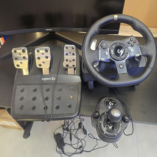 USED LOGITECH WHEEL G920