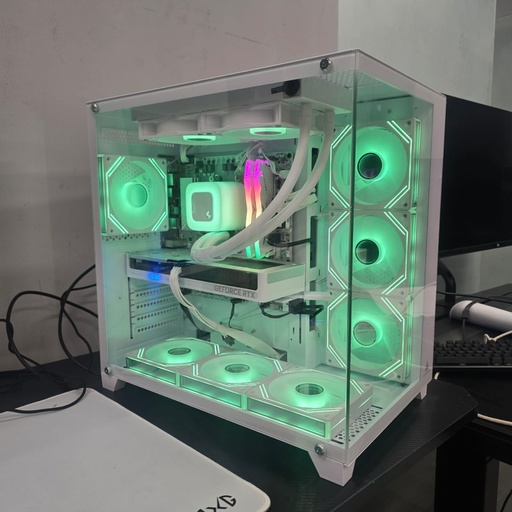 USED PC RYZEN 7 9800X3D & RTX 5060 TI 
